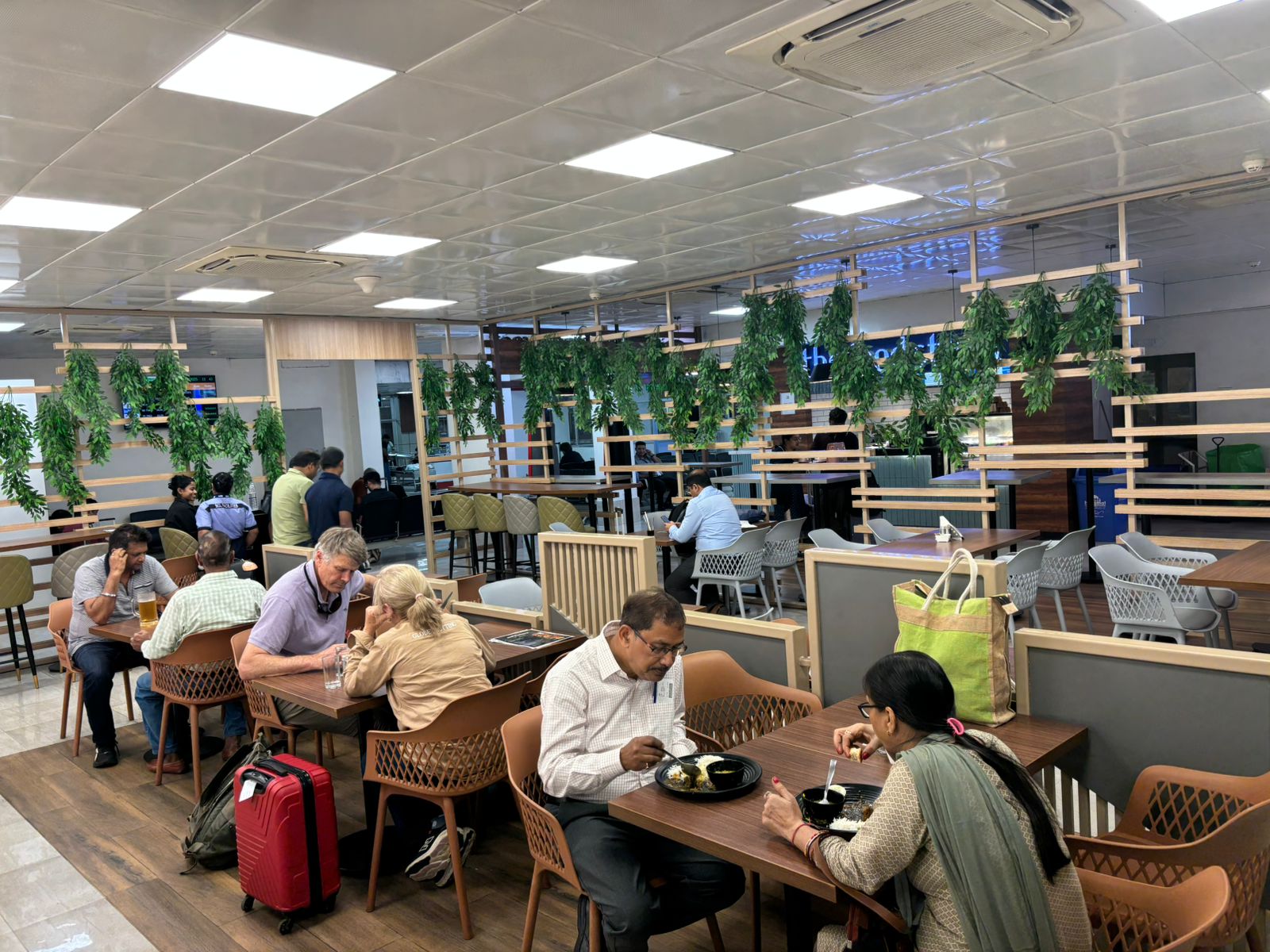 TAKE OF BAR & LOUNGE - interior view 4